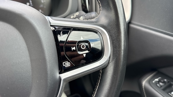 Used Volvo XC60 2021 for sale - 75723642: Photo 19