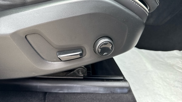 Used Volvo XC60 2021 for sale - 75723642: Photo 27