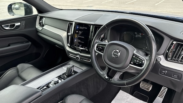 Used Volvo XC60 2021 for sale - 75723642: Photo 5