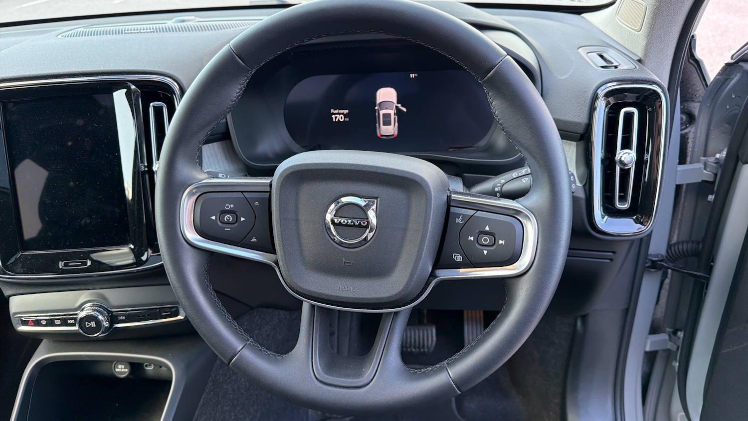 Used Volvo XC40 2024 for sale - 78109187: Photo 10