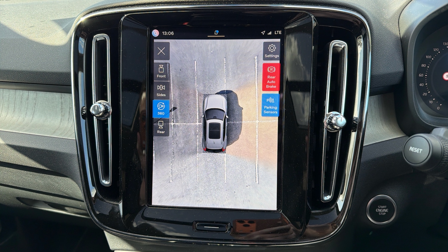 Used Volvo XC40 2024 for sale - 78109187: Photo 18