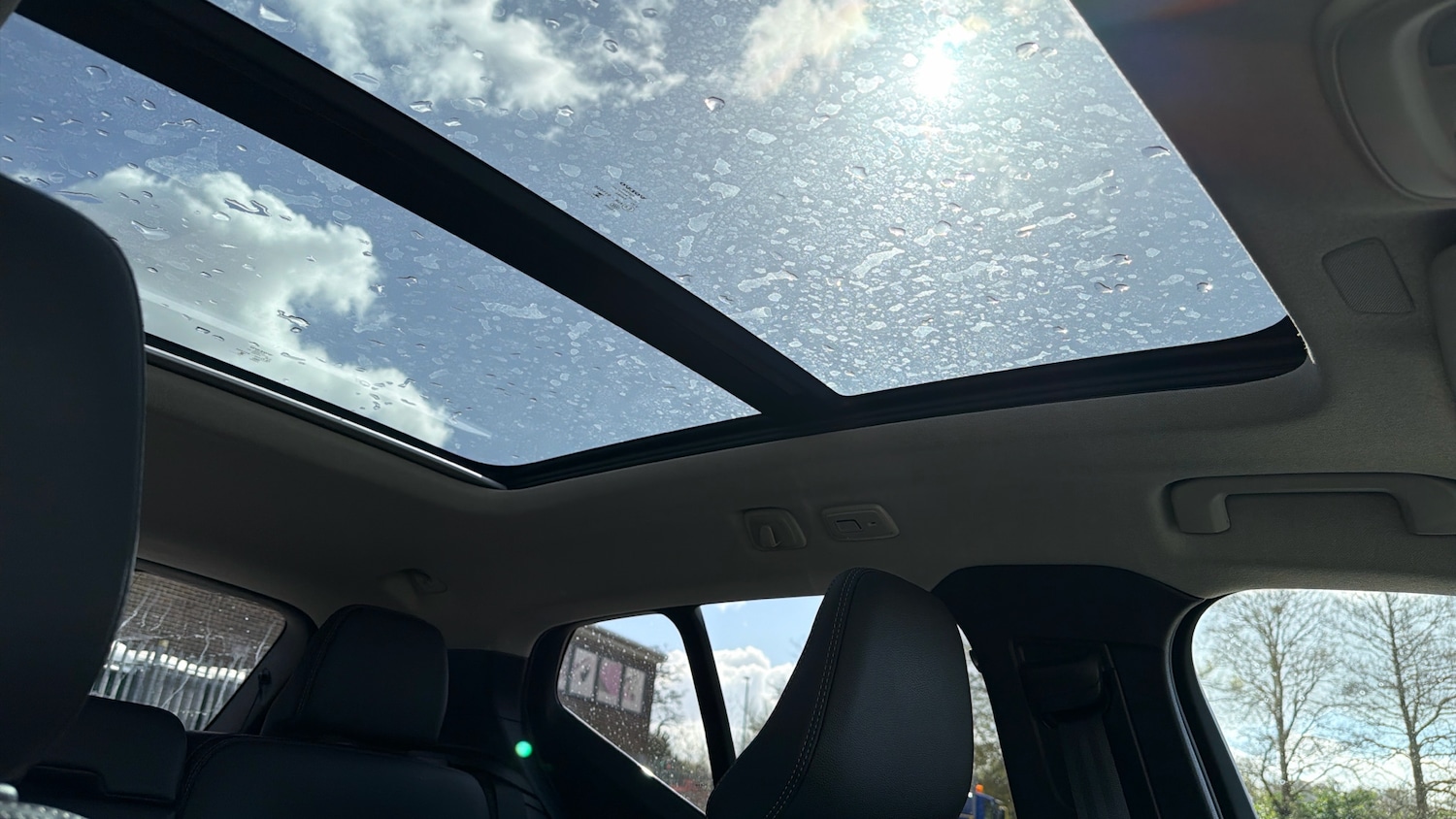 Used Volvo XC40 2024 for sale - 78109187: Photo 29