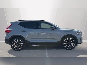 Used Volvo XC40 2024 for sale - 78109187: Photo