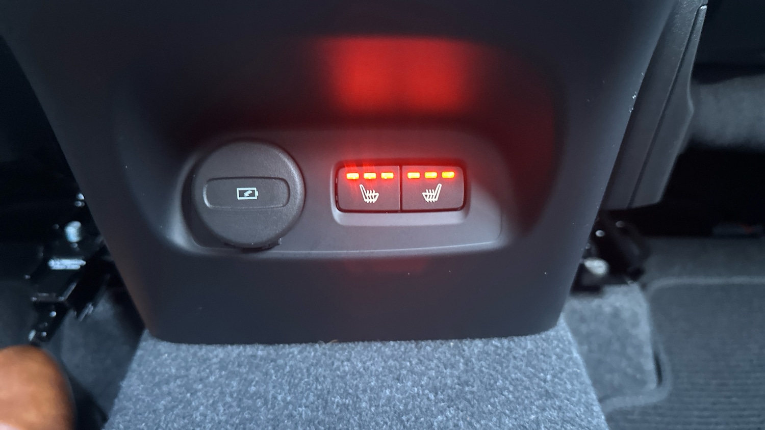 Used Volvo XC40 2023 for sale - 75983014: Photo 36