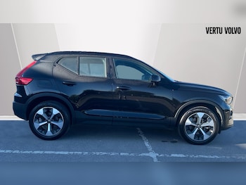 Used Volvo XC40 2023 for sale - 75983014: Photo 3
