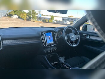 Used Volvo XC40 2023 for sale - 75983014: Photo 4