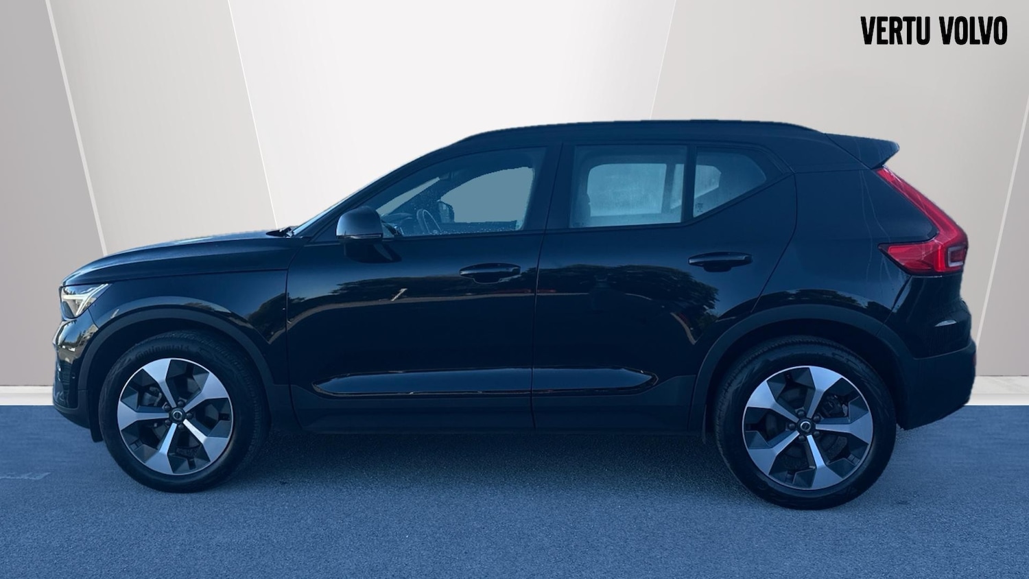Used Volvo XC40 2023 for sale - 75983014: Photo 8