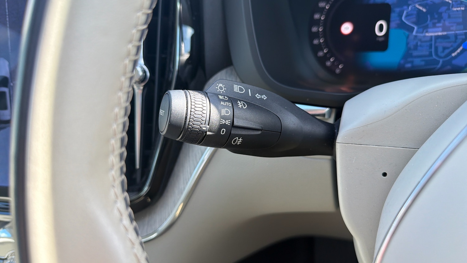 Used Volvo XC60 2023 for sale - 78066644: Photo 17