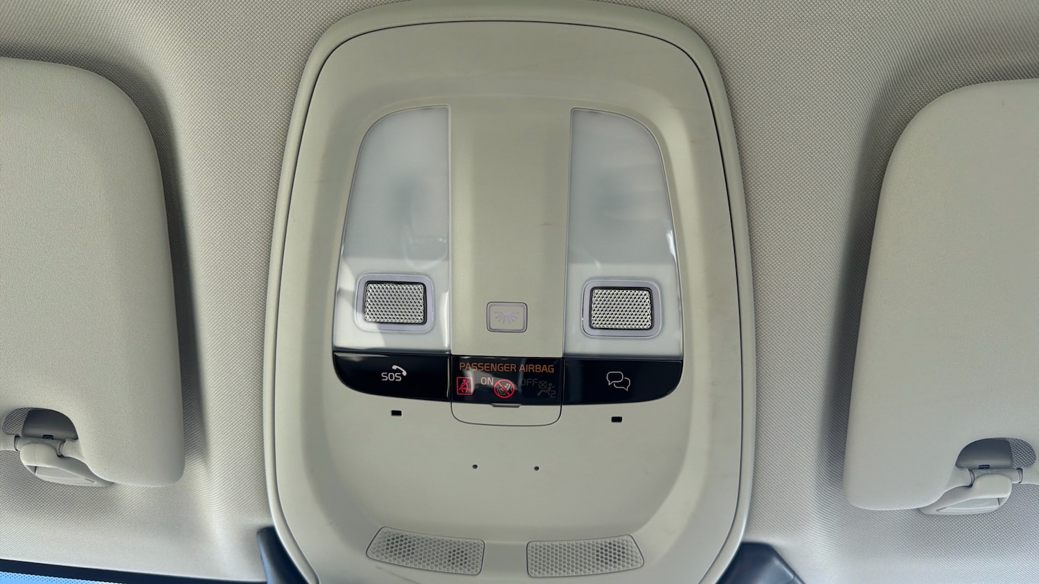 Used Volvo XC60 2023 for sale - 78066644: Photo 25