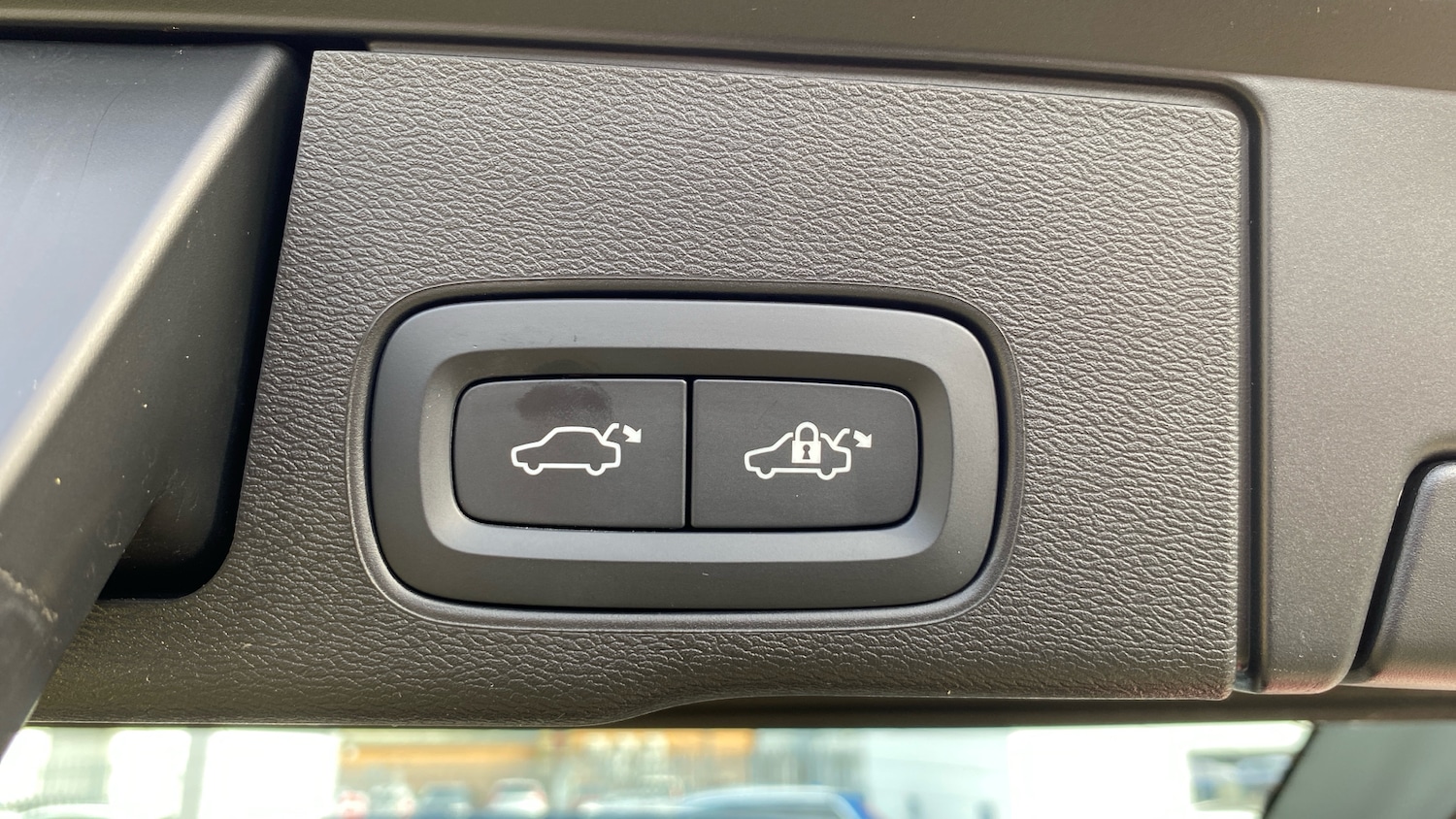 Used Volvo XC60 2023 for sale - 78066644: Photo 31