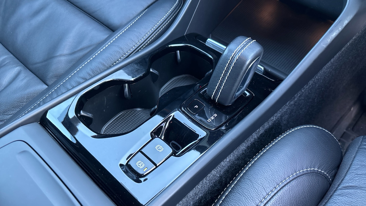 Used Volvo XC40 2022 for sale - 77078973: Photo 25