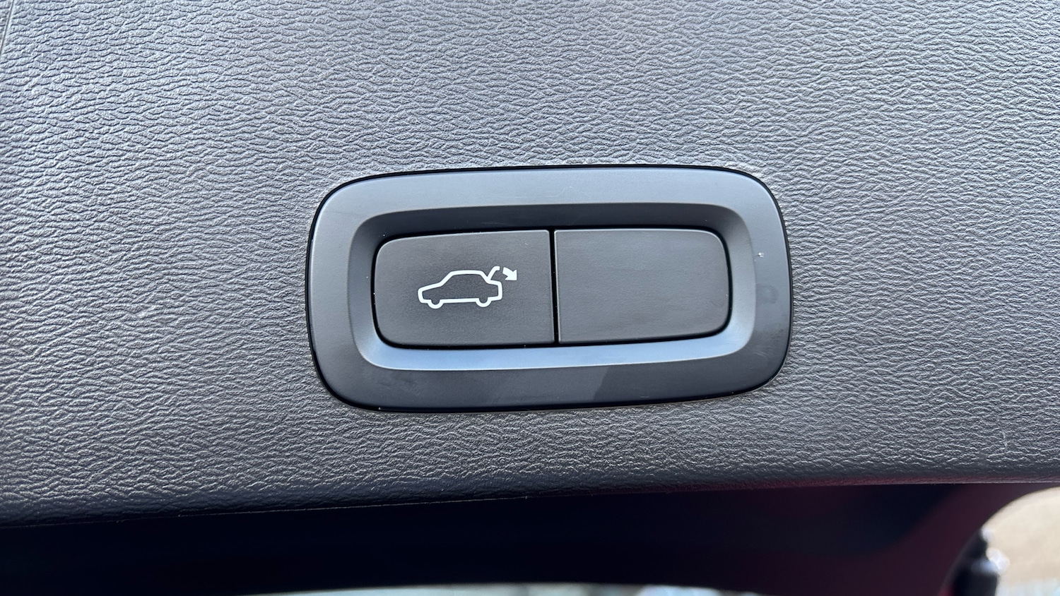 Used Volvo XC40 2022 for sale - 77078973: Photo 34