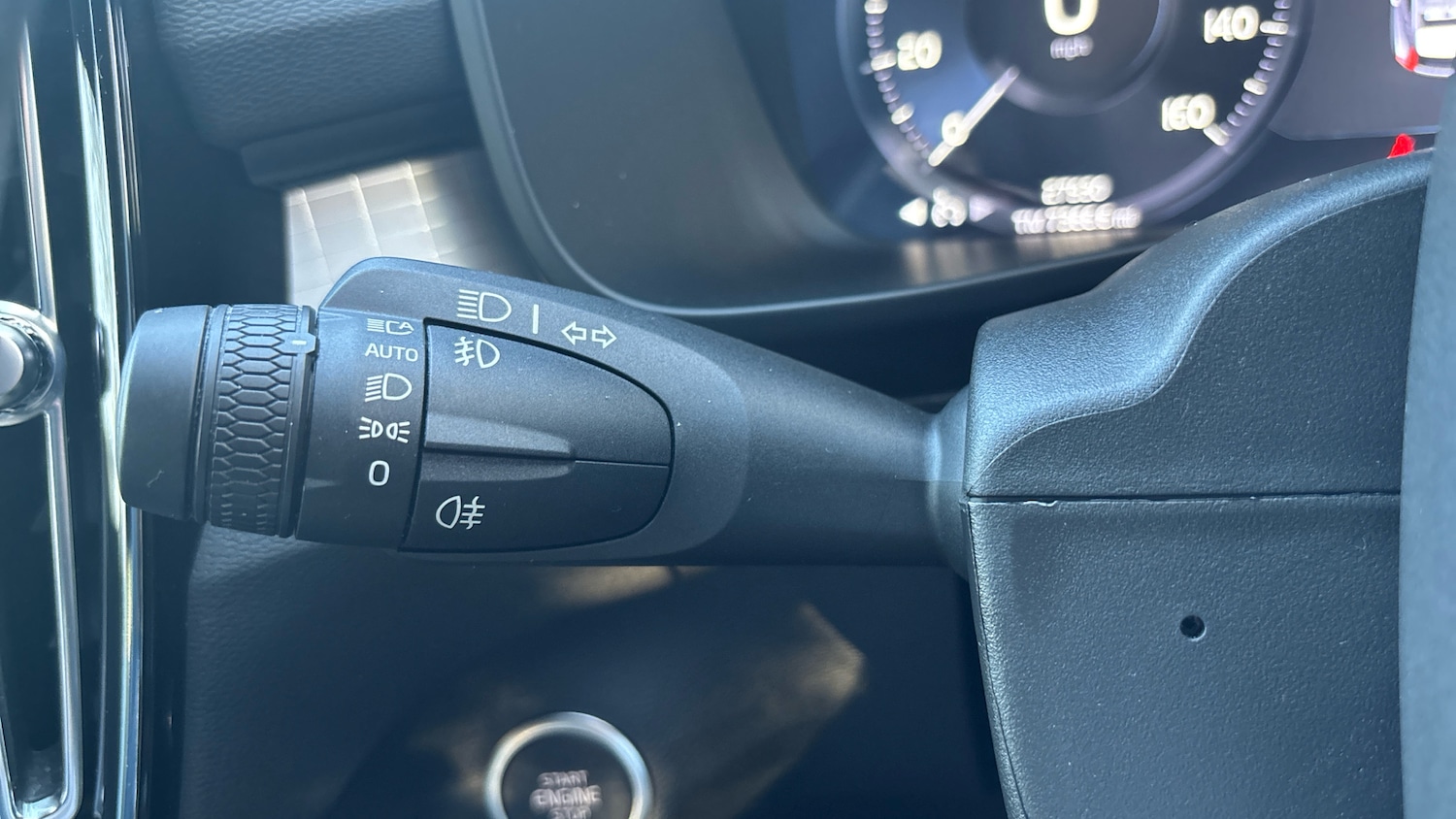 Used Volvo XC40 2023 for sale - 77758586: Photo 20