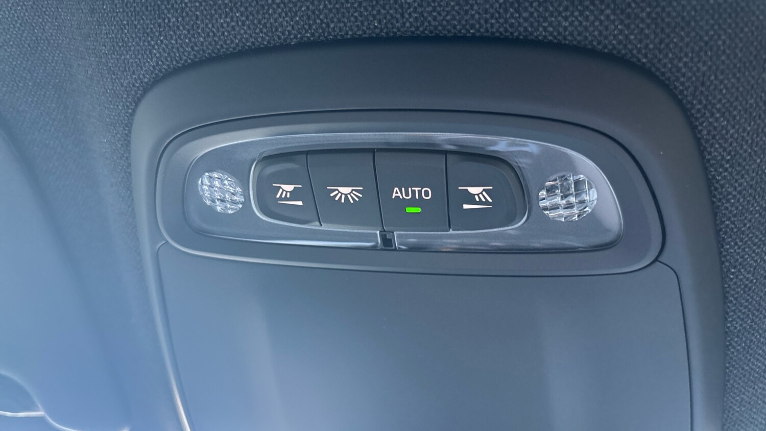 Used Volvo XC40 2023 for sale - 77758586: Photo 28