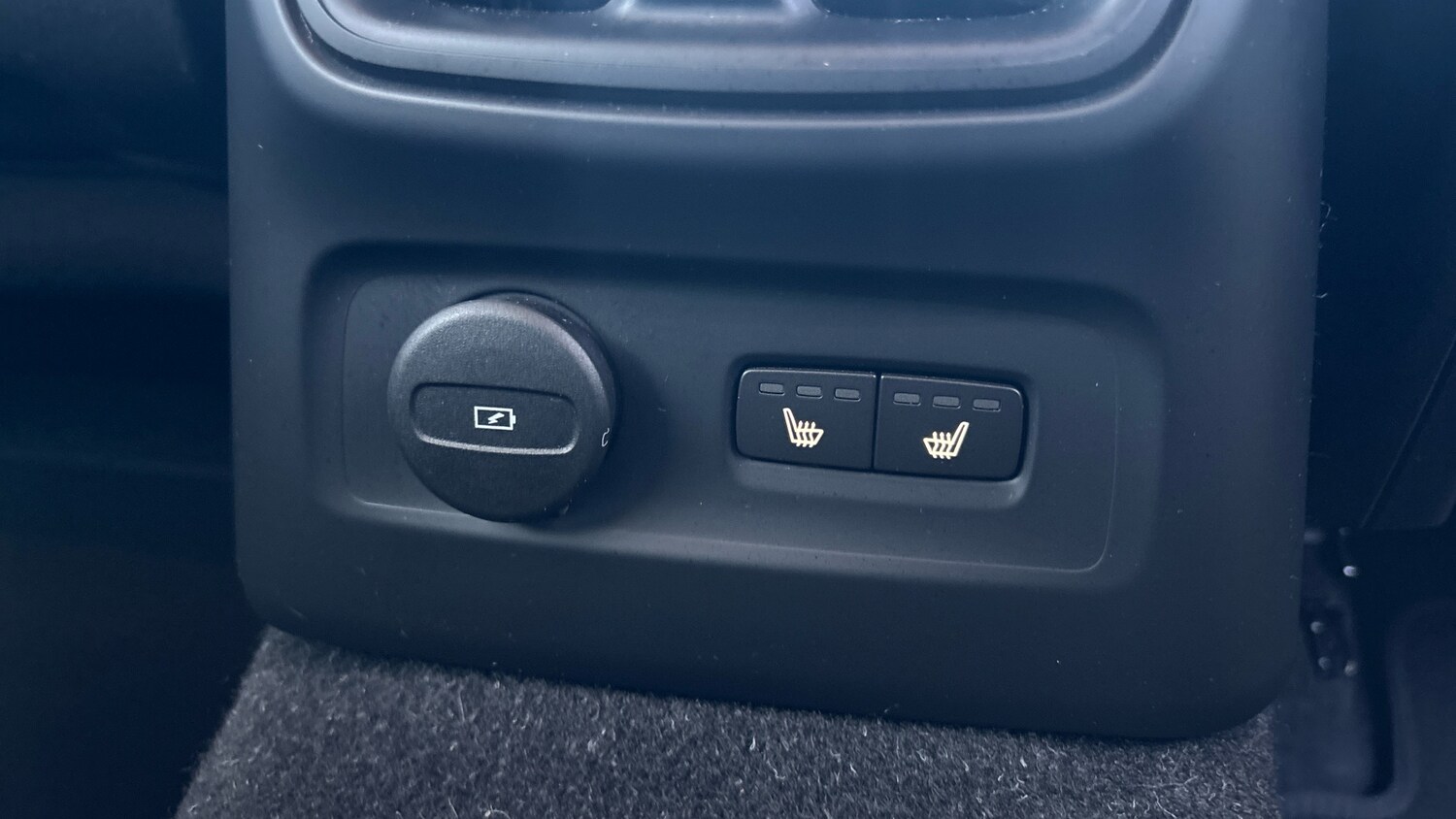 Used Volvo XC40 2023 for sale - 77758586: Photo 31