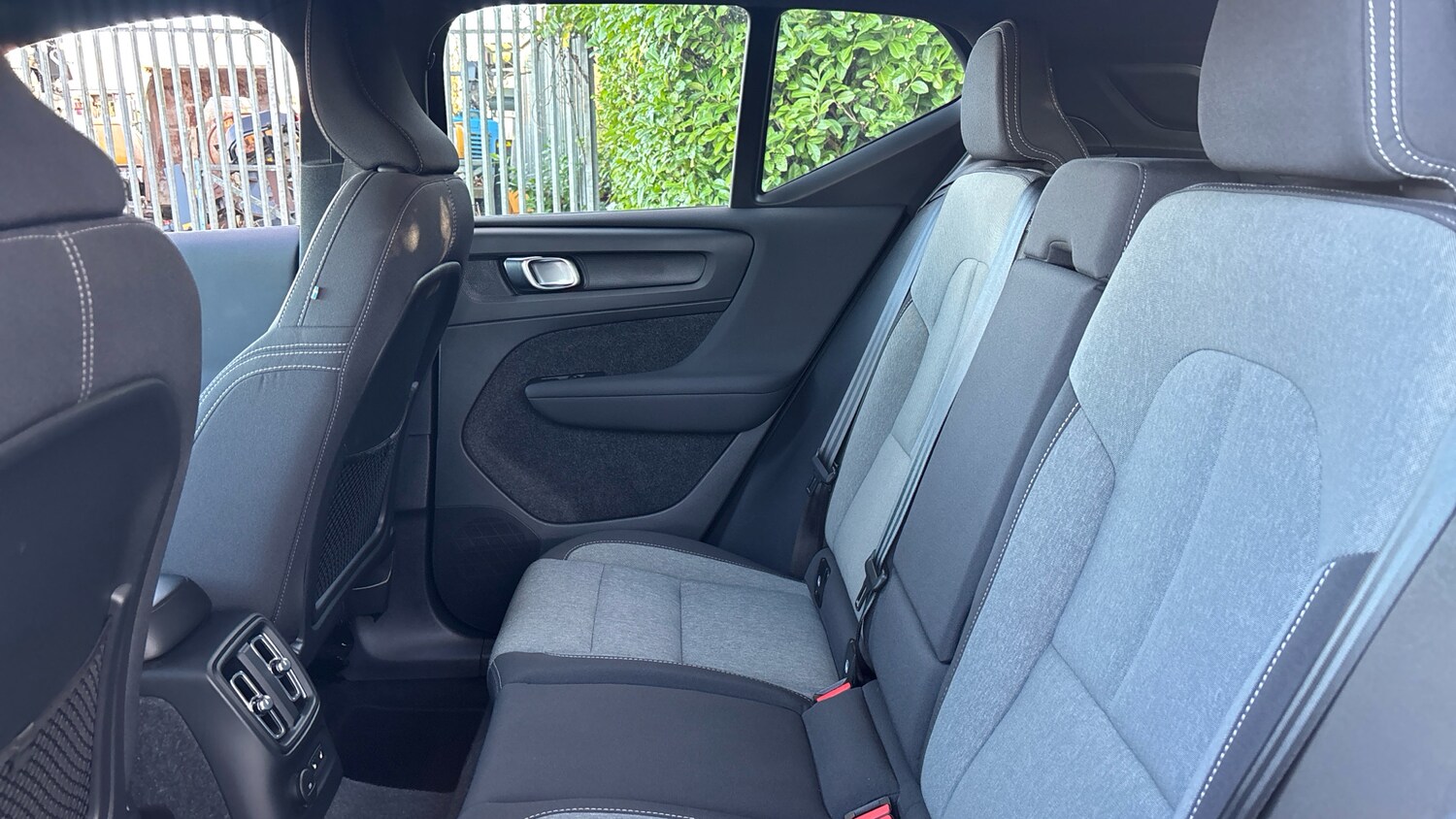 Used Volvo XC40 2023 for sale - 77758586: Photo 32