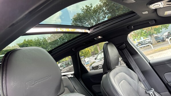 Used Volvo XC60 2020 for sale - 75470962: Photo 35
