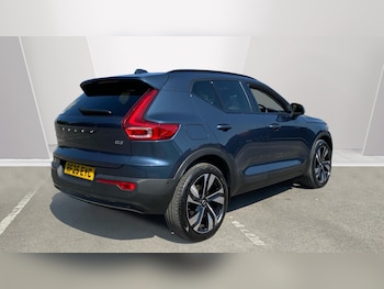 Used Volvo XC40 2025 for sale - 79308403: Photo