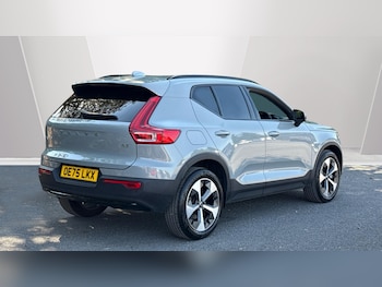 Used Volvo XC40 2025 for sale - 79407960: Photo