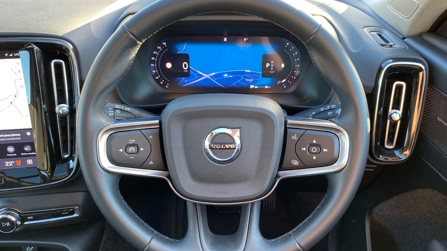 Used Volvo XC40 2025 for sale - 78109191: Photo 10