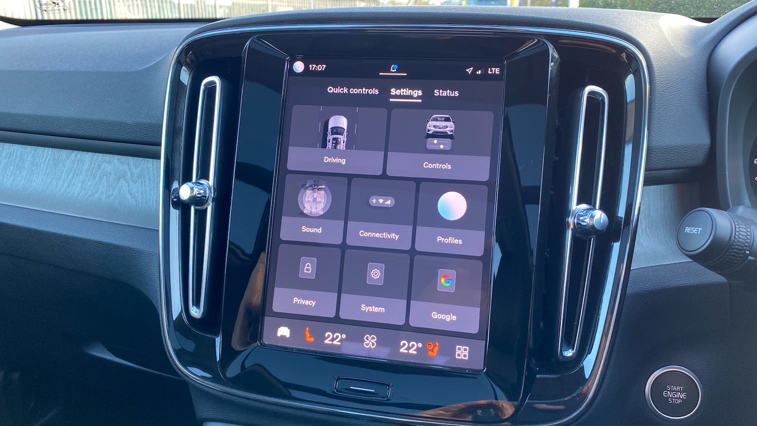 Used Volvo XC40 2025 for sale - 78109191: Photo 16