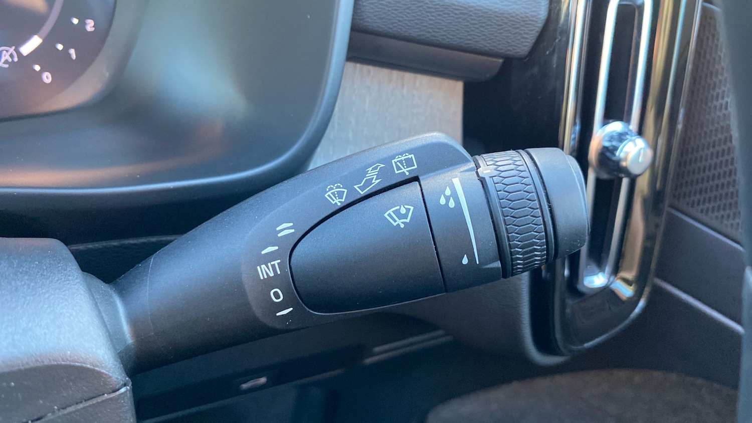 Used Volvo XC40 2025 for sale - 78109191: Photo 22