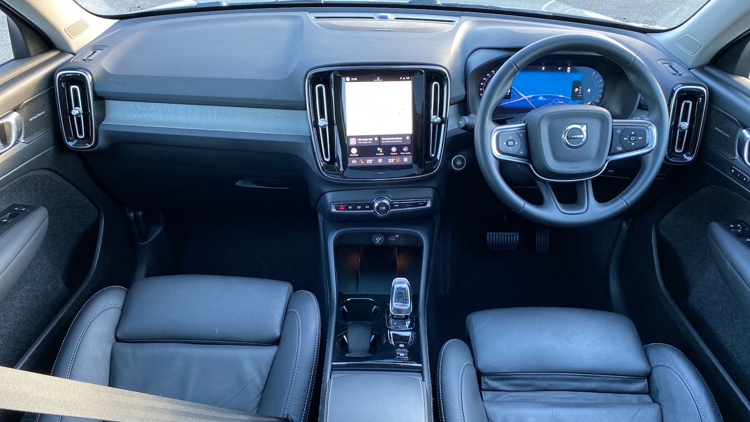 Used Volvo XC40 2025 for sale - 78109191: Photo 5