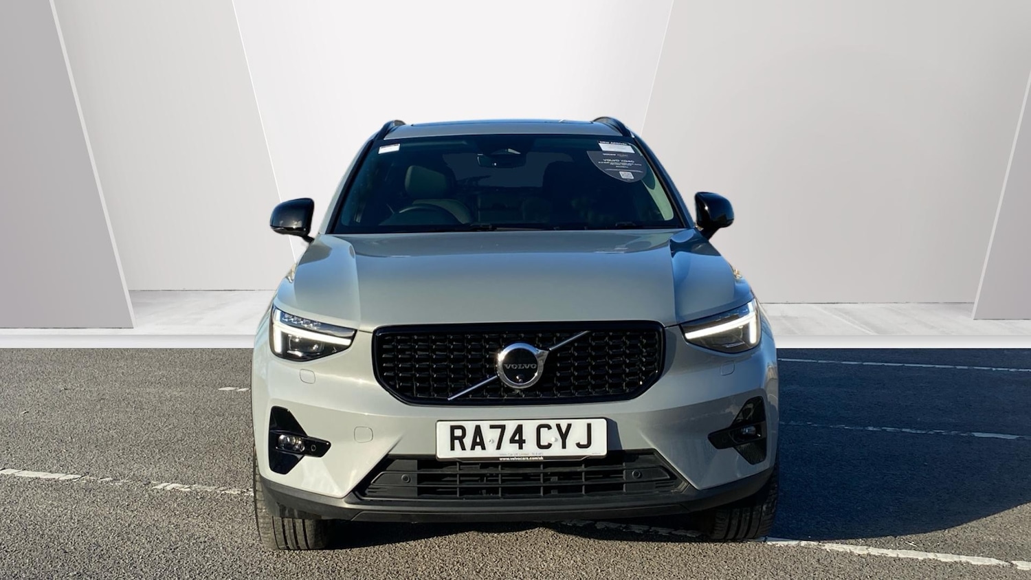 Used Volvo XC40 2025 for sale - 78109191: Photo 8
