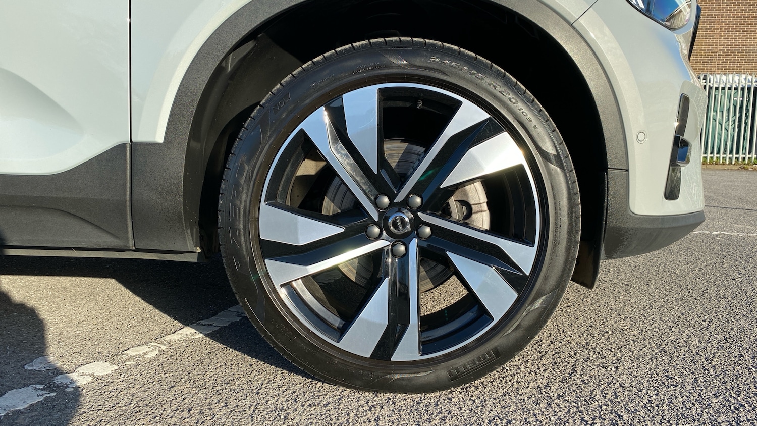 Used Volvo XC40 2025 for sale - 78109191: Photo 9