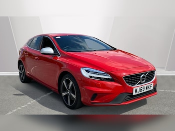 Used Volvo V40 2019 for sale - 78521375: Photo