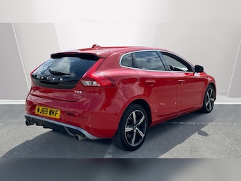 Used Volvo V40 2019 for sale - 78521375: Photo
