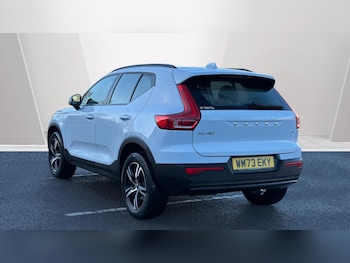 Used Volvo XC40 2023 for sale - 76974147: Photo