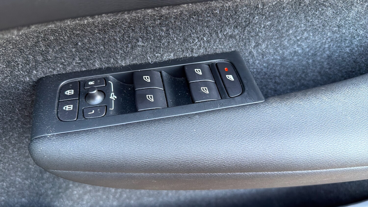 Used Volvo XC40 2019 for sale - 76859036: Photo 23