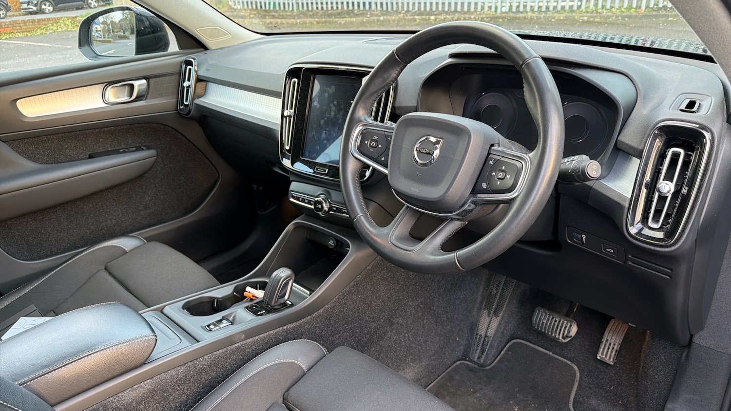 Used Volvo XC40 2019 for sale - 76859036: Photo 4