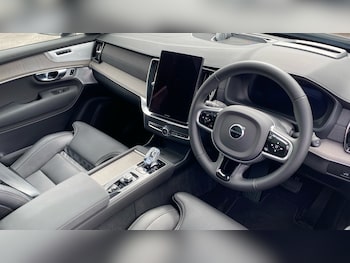 Used Volvo XC90 2025 for sale - 79504208: Photo