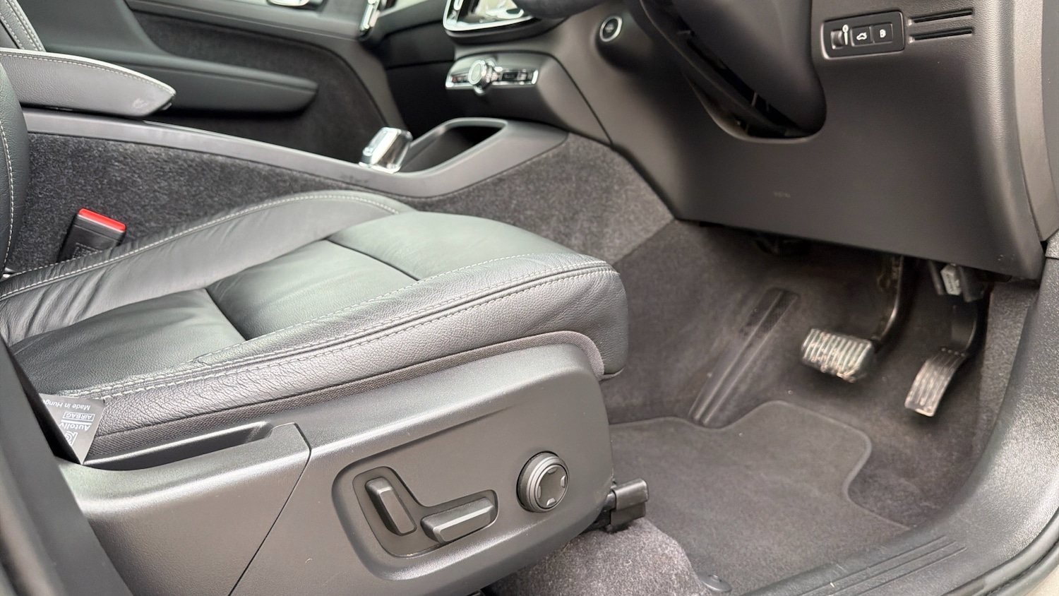 Used Volvo XC40 2022 for sale - 76653200: Photo 27