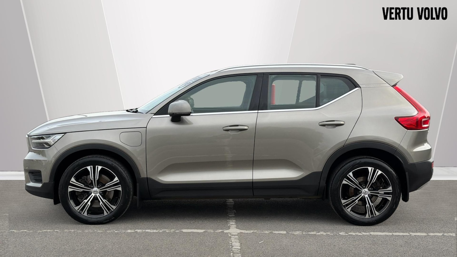 Used Volvo XC40 2022 for sale - 76653200: Photo 8