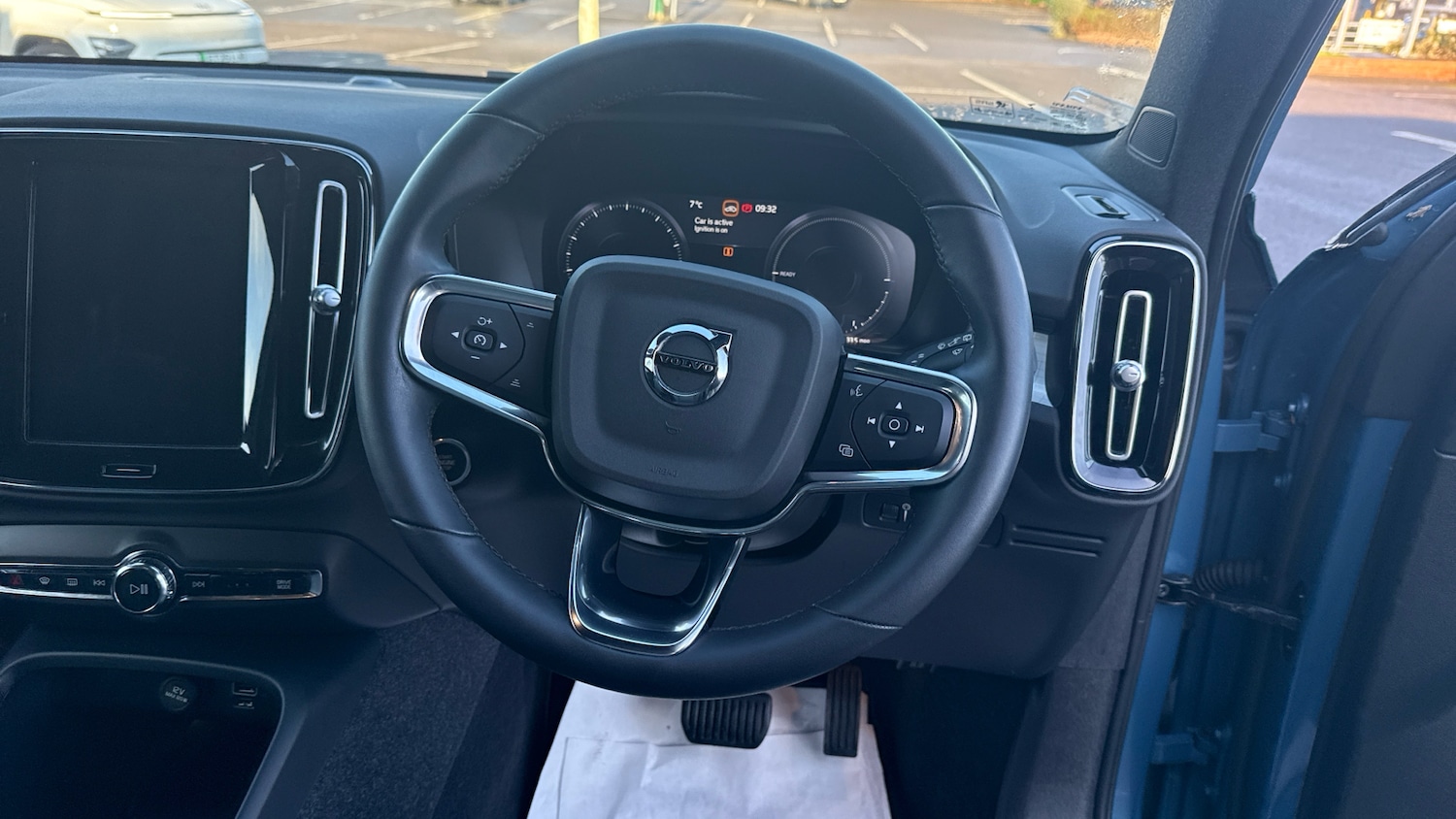 Used Volvo XC40 2022 for sale - 77195644: Photo 10