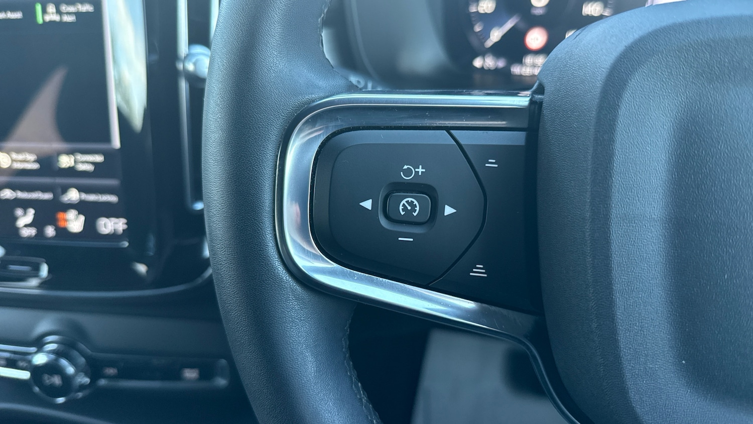 Used Volvo XC40 2022 for sale - 77195644: Photo 20