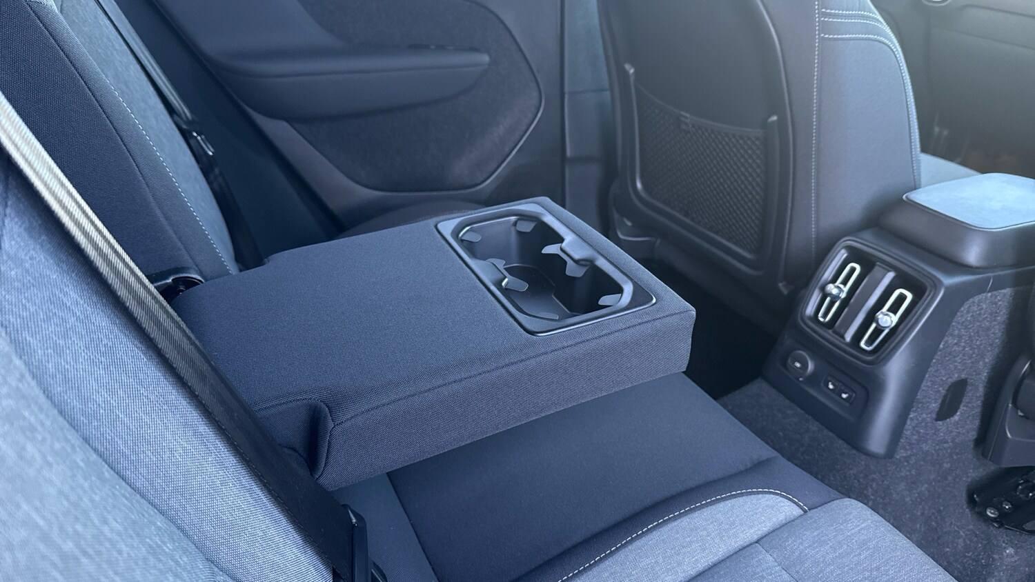 Used Volvo XC40 2022 for sale - 77195644: Photo 30