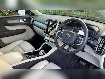 Used Volvo XC40 2021 for sale - 76719213: Photo