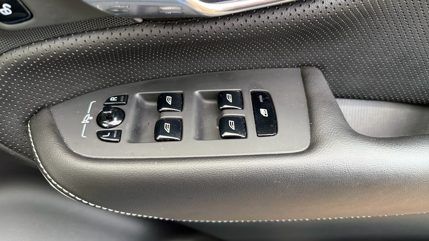 Used Volvo XC90 2020 for sale - 77069550: Photo 24