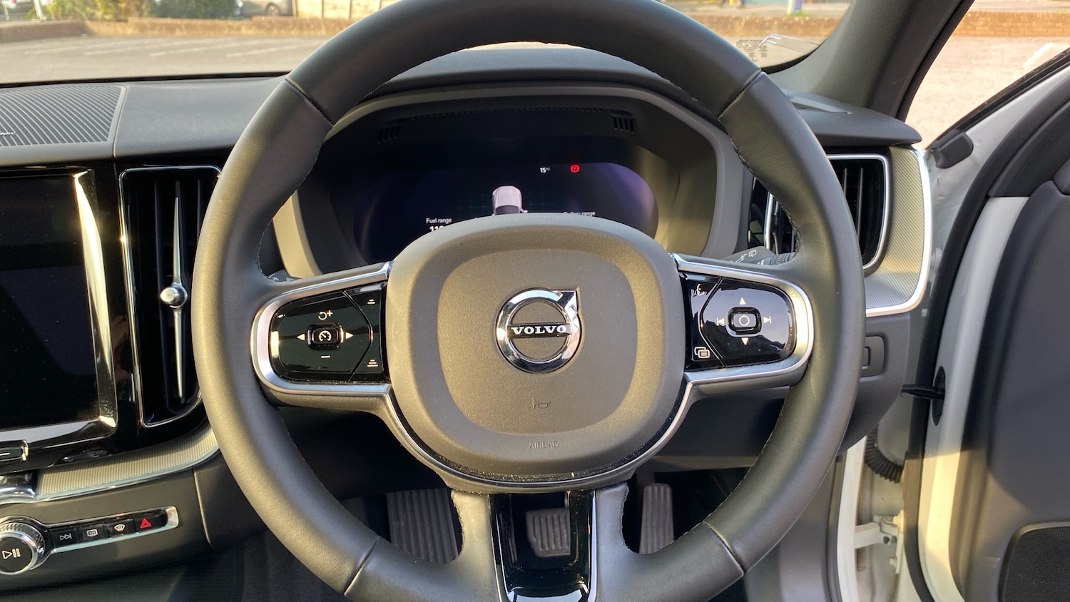 Used Volvo XC60 2024 for sale - 78078741: Photo 10