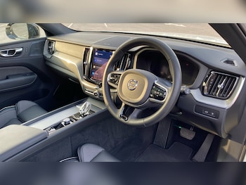 Used Volvo XC60 2024 for sale - 78078741: Photo