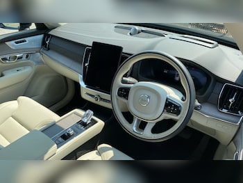 Used Volvo XC90 2026 for sale - 79382387: Photo