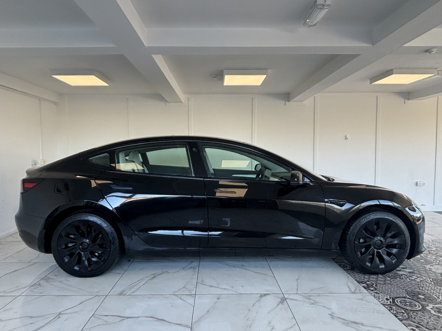 Used Tesla Model 3 2022 for sale - 77318306: Photo 8