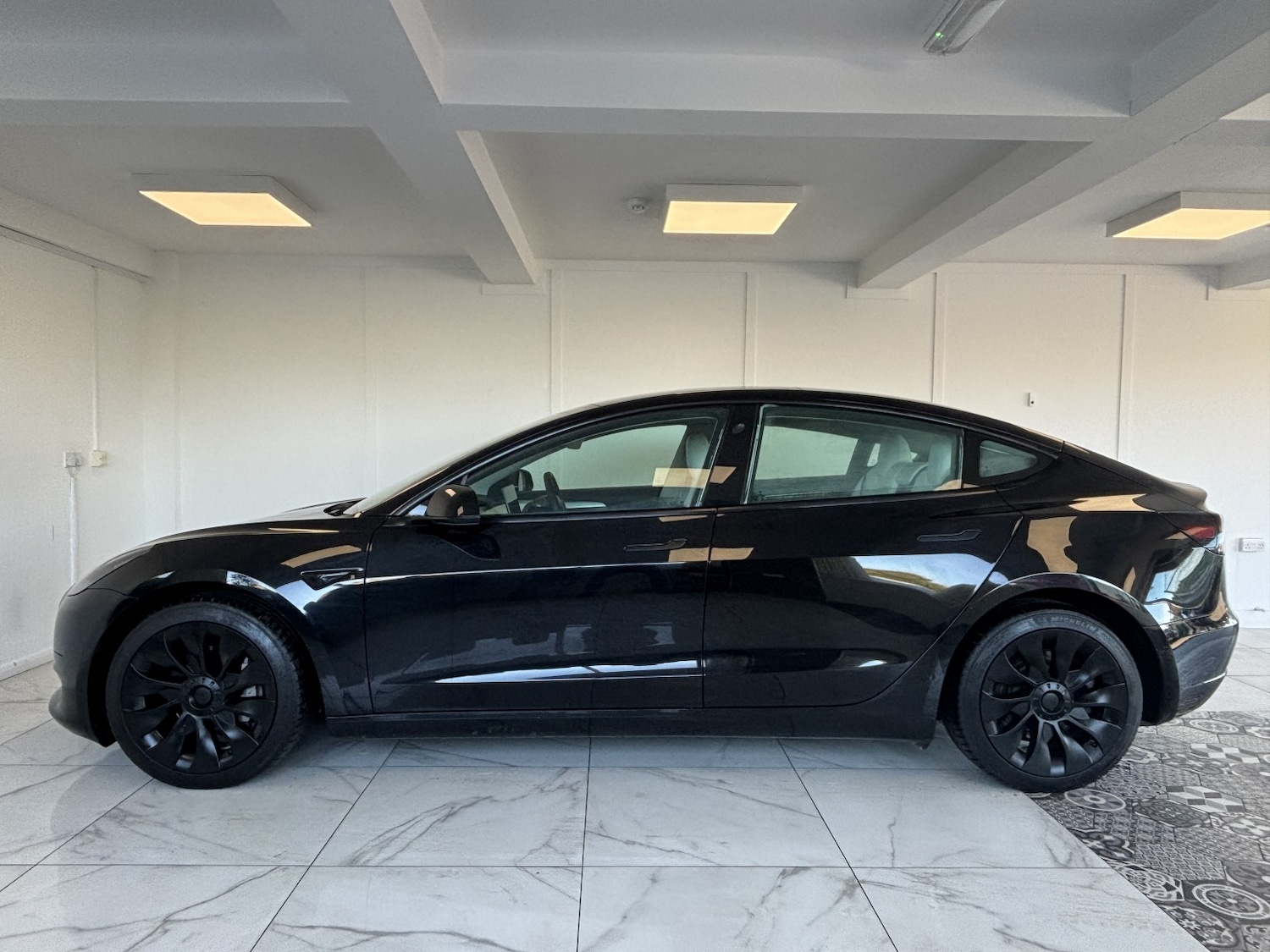 Used Tesla Model 3 2022 for sale - 77318306: Photo 9