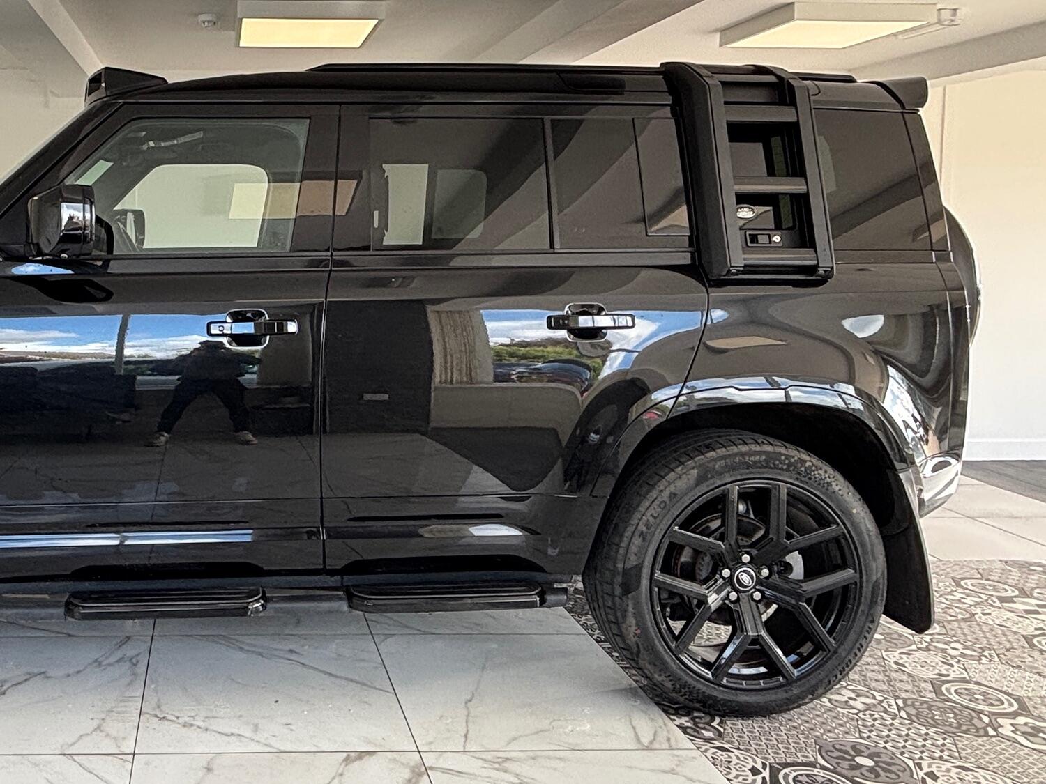 Used Land Rover Defender 2021 for sale - 77251297: Photo 30