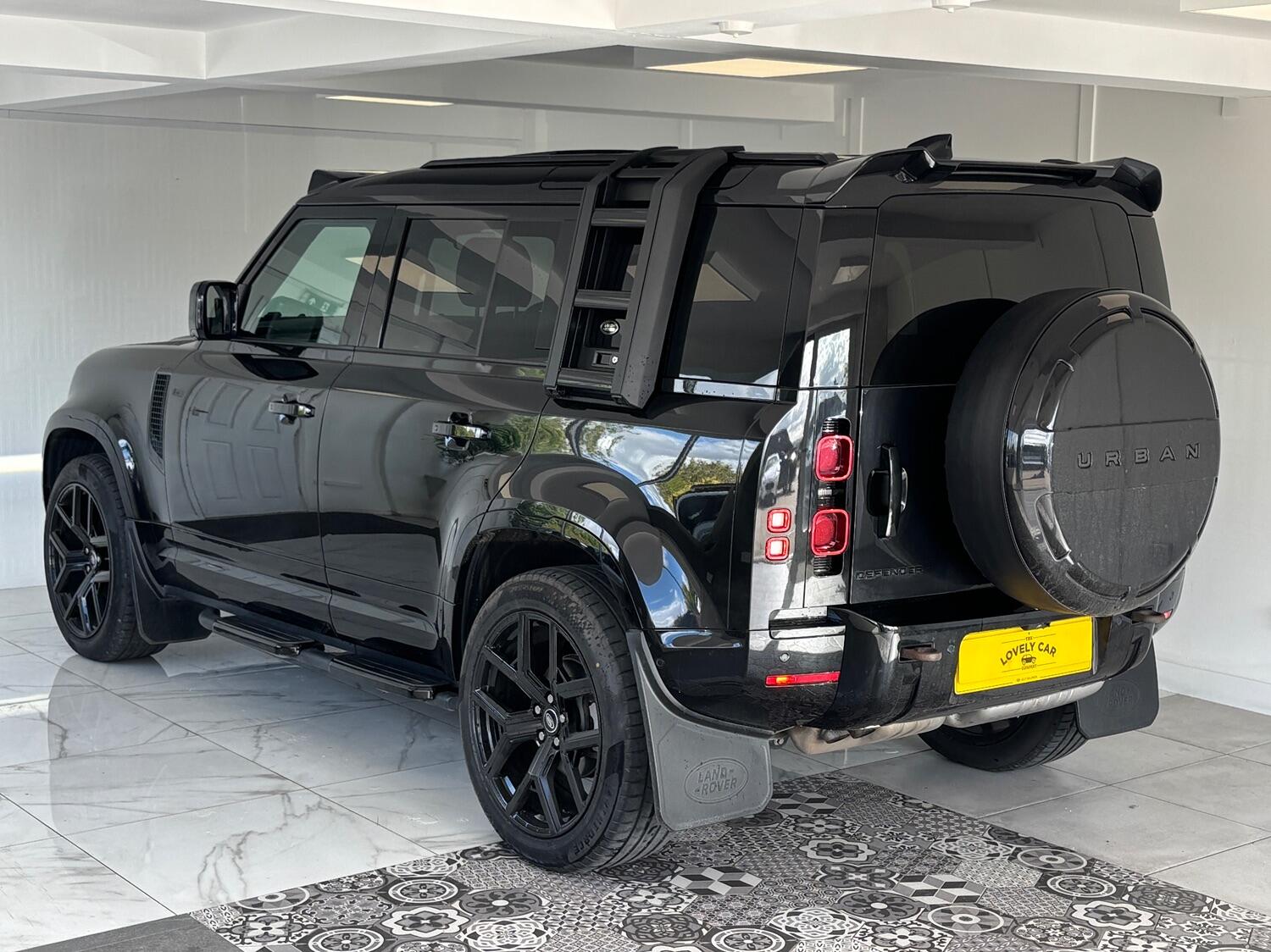 Used Land Rover Defender 2021 for sale - 77251297: Photo 4