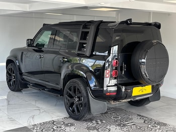 Used Land Rover Defender 2021 for sale - 77251297: Photo